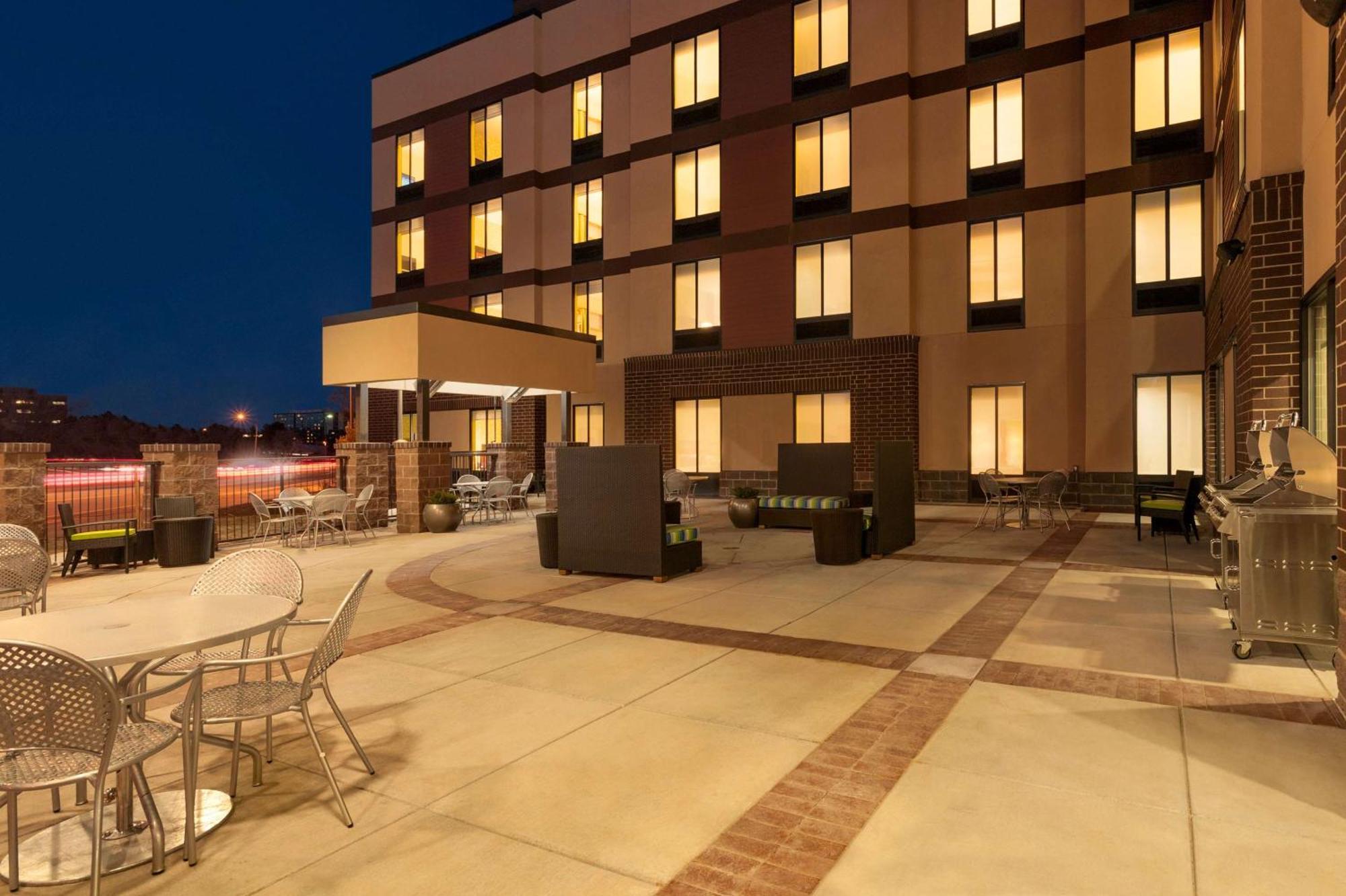 Home2 Suites By Hilton Denver West / Federal Center Lakewood Bagian luar foto