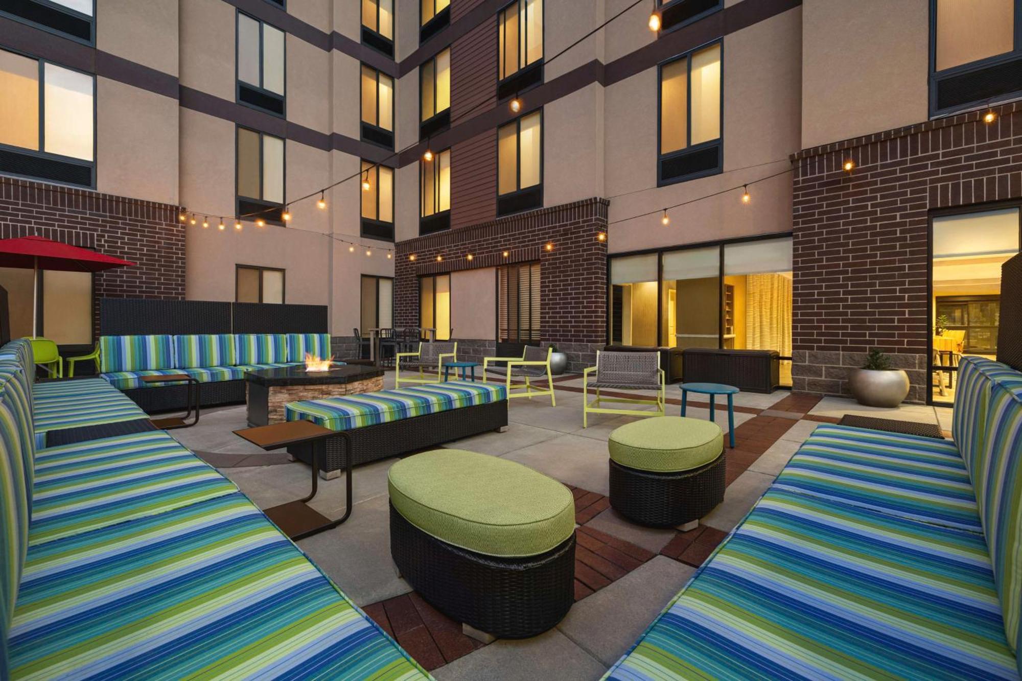 Home2 Suites By Hilton Denver West / Federal Center Lakewood Bagian luar foto