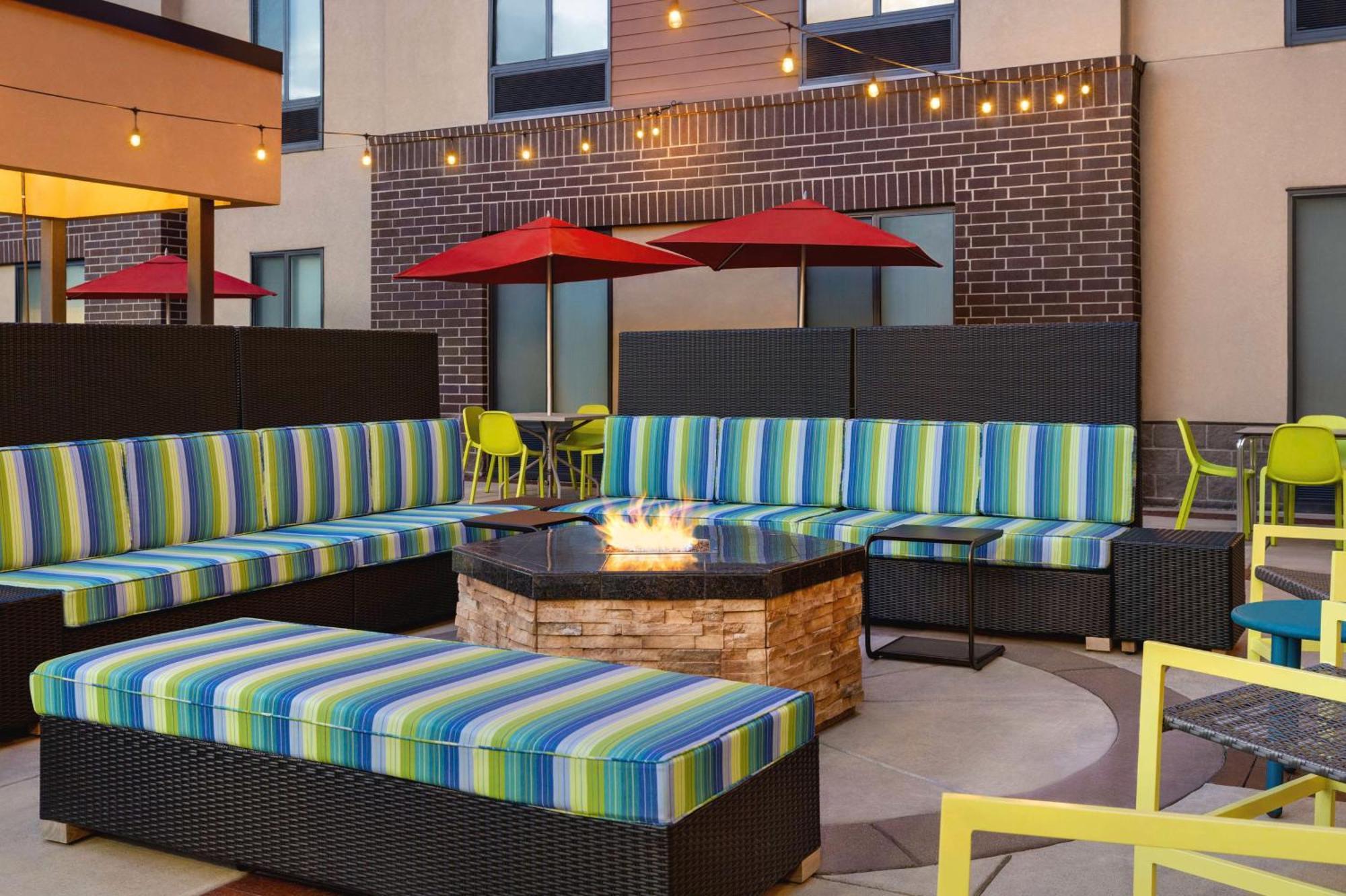 Home2 Suites By Hilton Denver West / Federal Center Lakewood Bagian luar foto